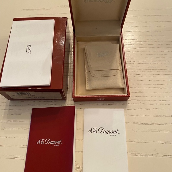 S.T. Dupont Cohiba Lighter & Cigar Cutter - Limited Edition - Picture 13 of 13